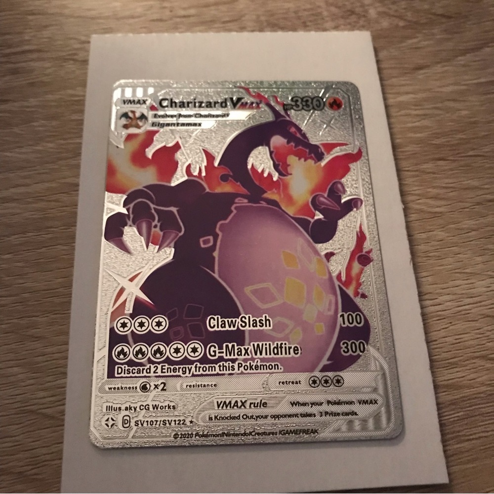 Charizard VMAX Silver Foil Pokemon Card Fan Art 330hp NEW